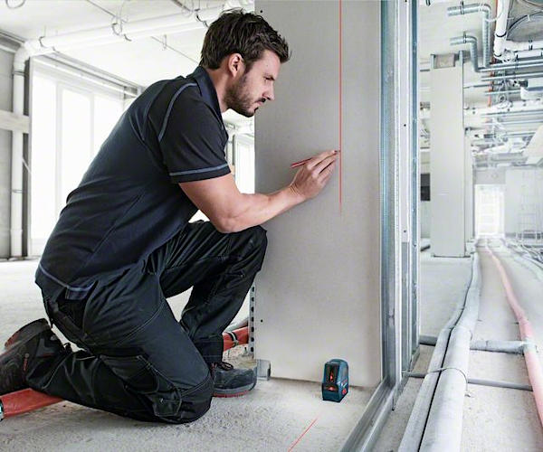 LASERSKI NIVELIR BOSCH GLL 2 10 TOPDOM1