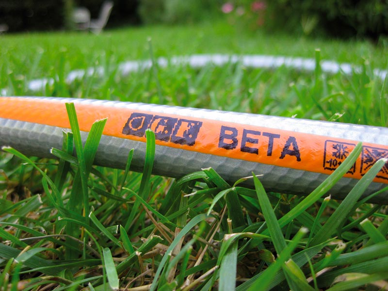 dvoslojna zalivalna cev beta gf garden topdom 3