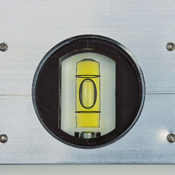 izravnalna letev alu aktion z dvema libelama triuso topdom 4