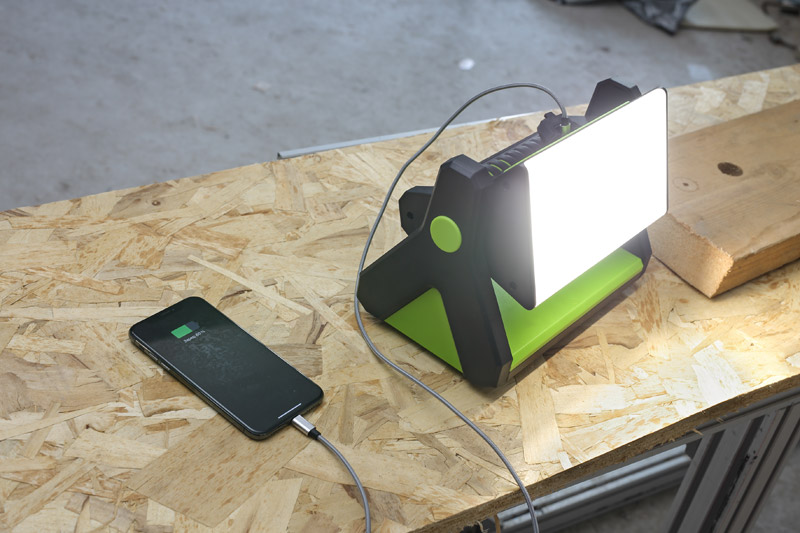 prenosni aku led reflektor y light topdom 6